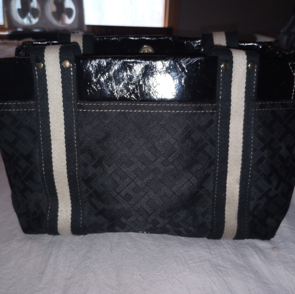 Purse - Picture 2 of 9